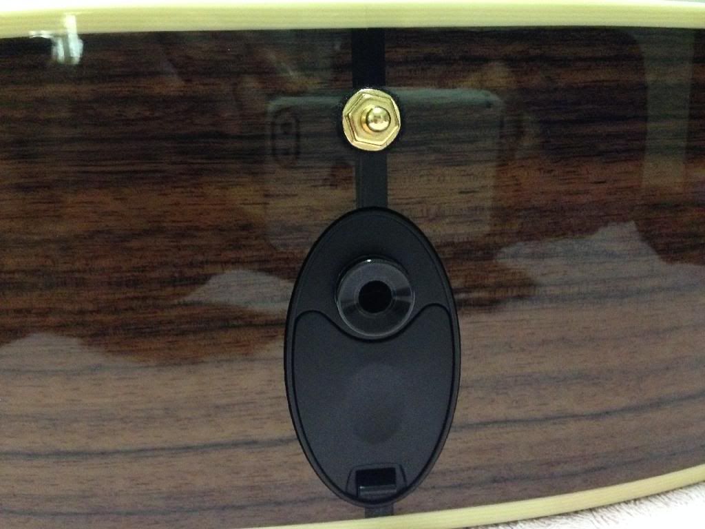 Installed strap locks with Taylor ES endpin The Acoustic Guitar Forum